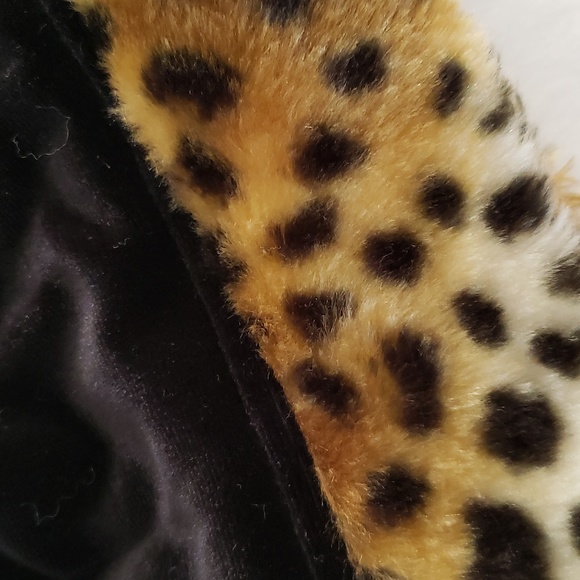 Children's Place Leopard Faux Fur Trim Girls velour hat lined BLACK Warm Soft - Picture 10 of 10